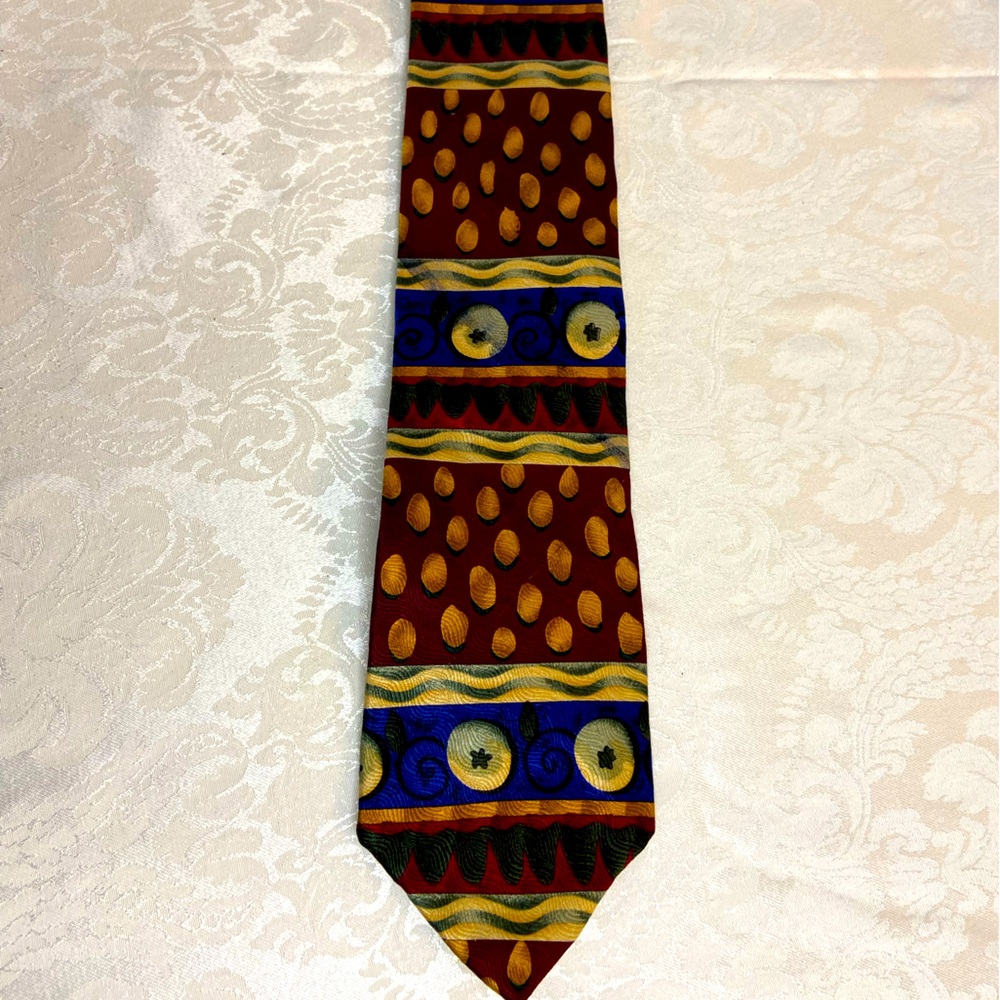 Vintage Jerry Garcia Greatful Dead men's tie Abstract Design 100% imported Silk.